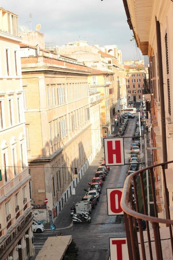 Hotel Fenicia Rome Exterior photo